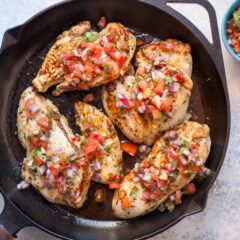 Lime Garlic Chicken: This is a light and simple chicken dish that goes great with almost any side. Enjoy! | macheesmo.com