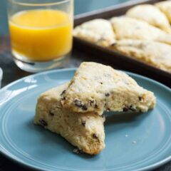 Easy Currant Scones: Scones were one of the first things I ever learned to bake and these scones are some of my favorites! Easy to make and they have a perfect buttery texture! | macheesmo.com