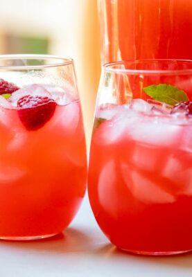 Fresh Raspberry Lemonade