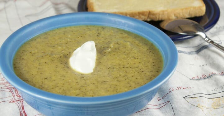 Broccoli Parmesan Soup from Macheesmo