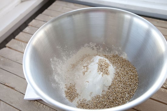 stuff for Oat No Knead Bread