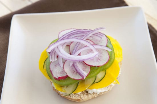 Vegetarian Bagel Sandwich from Macheesmo