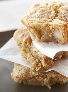 Delicious gluten-free almond blondies baked with almond flour and white chocolate chips!