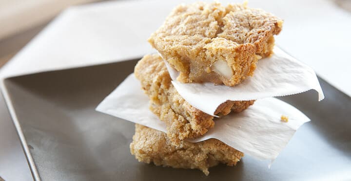 Delicious gluten-free almond blondies baked with almond flour and white chocolate chips!