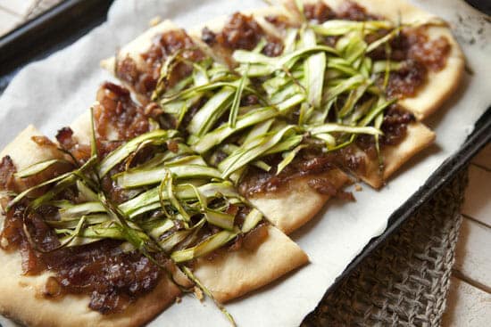 asparagus flatbread from macheesmo