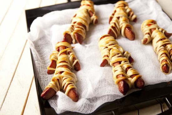 Hot Dog Mummies ~ Macheesmo