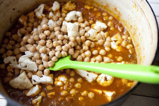 Hearty veg! - Cauliflower Vegetarian Curry