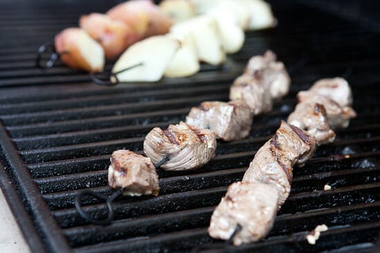 On the grill - Steak and Potato Kabobs