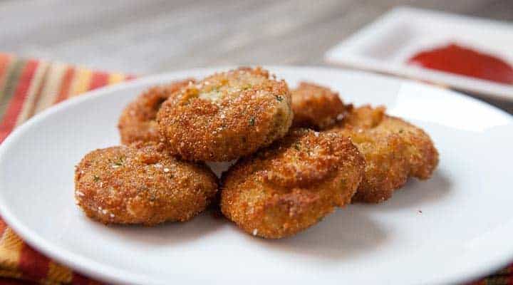 Homemade Veggie Nuggets: These are the perfect vegetarian alternative to the chicken nugget. Made with mashed carrots, broccoli, and golden beets. They are slightly sweet and perfectly crispy! | macheesmo.com