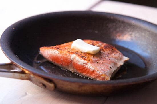 Seared and buttered salmon - Lentils and Salmon