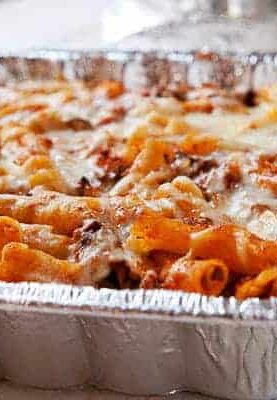Freezing Baked Ziti: A great freezer casserole of ziti pasta with meat sauce and lots of cheese. A great winter meal that freezes perfectly!