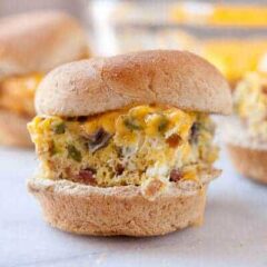 Denver Breakfast Sliders: Classic Denver omelet flavors baked together and served on toasted slider buns. This is a great way to feed a brunch crowd with fun little breakfast sliders!
