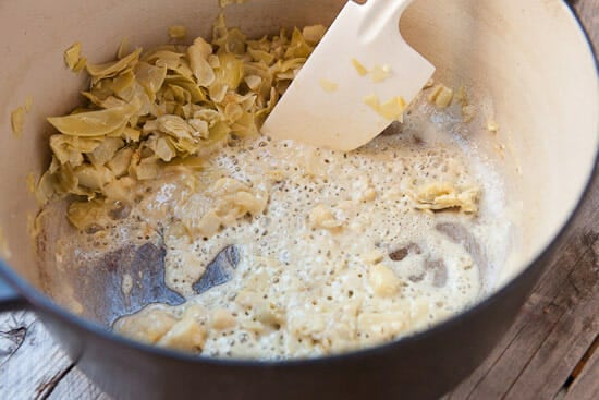 Making roux for pasta.