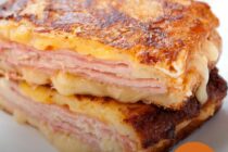 MOnte Cristo Sandwich.