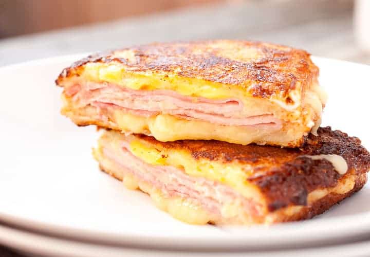 Monte Cristo Sandwich on a plate.