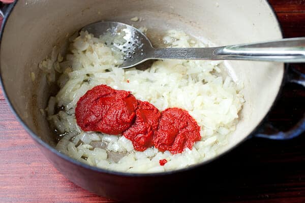 Adding tomato for Butter Chicken Sauce