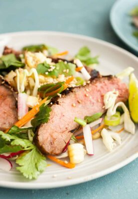 Grilled Steak and Corn Salad: Light and fresh salad perfect for summer! Everything is cooked on the grill. Really fresh Asian-inspired flavors. Great for weekday lunches as well! | macheesmo.com