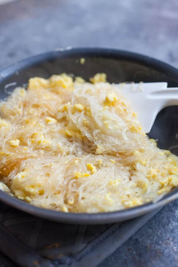 Stir-Frying Glass Noodles with Eggs