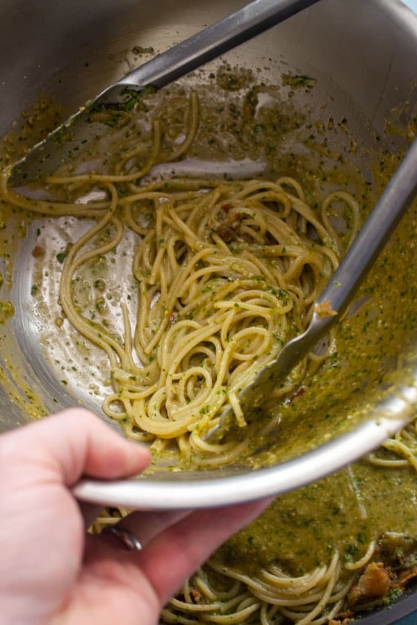 Clean the bowl - Pesto Carbonara with Crispy Pancetta