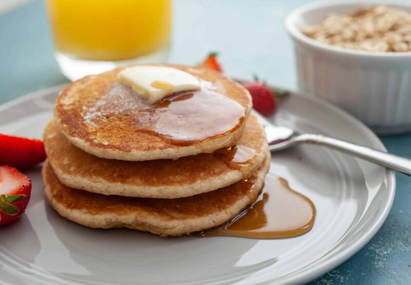 Oatmeal Blender Pancakes