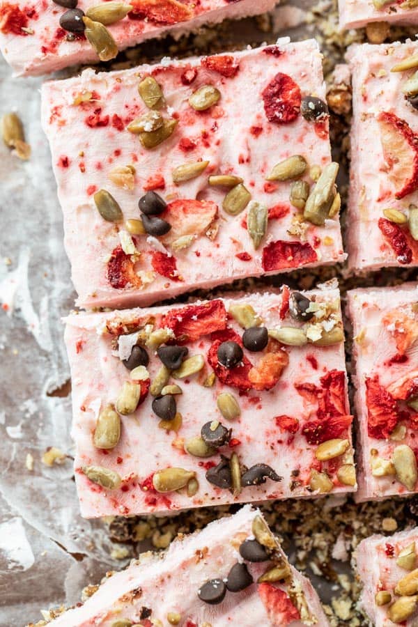 No Bake Strawberry Greek Yogurt Bars
