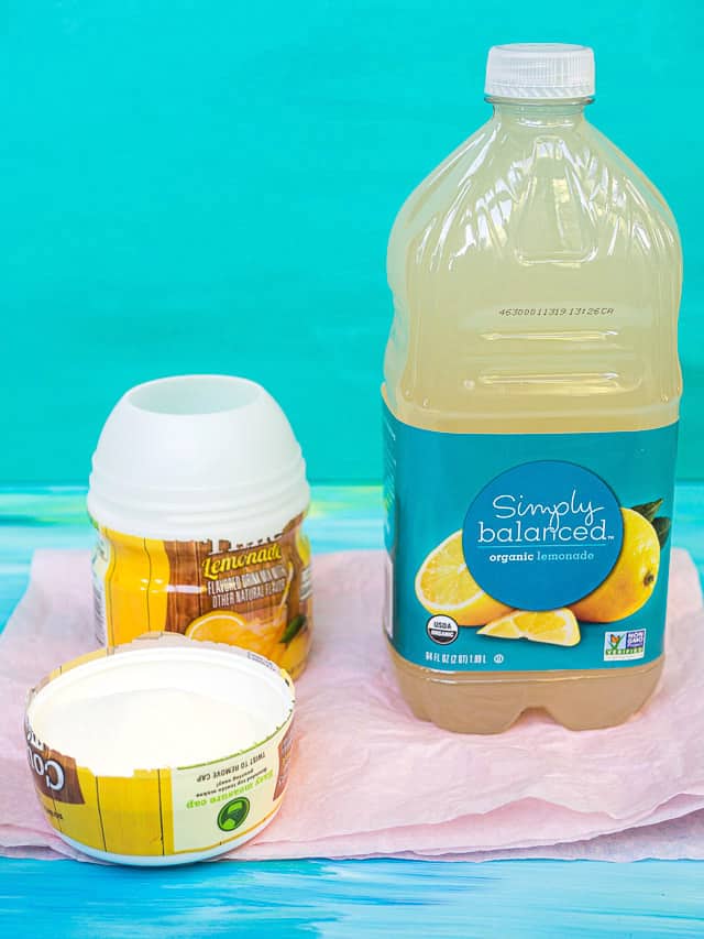 A side-by-side comparison of premixed and powdered lemonade