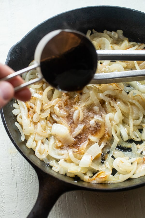 Adding soda to onions as a trick.