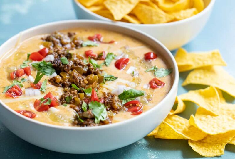 Easy Beef Queso Dip