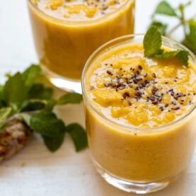 Mango Turmeric Smoothie