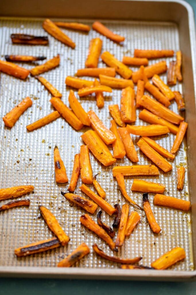 Roasted carrots for salad.