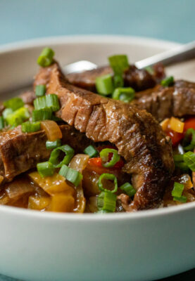 Slow Cooker Pepper Steak