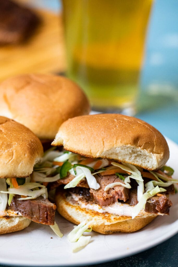 Grilled Flank Steak Sliders with Jalapeno Slaw! The perfect appetizer for your #BigGameBeef gameday table. #BeefFarmersandRanchers #beefitswhatsfordinner #ad. @beeffordinner