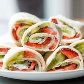 Whipped Cottage Cheese Pinwheels with kiwi and strawberry.